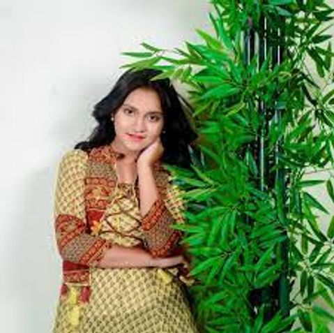 Safana Namni