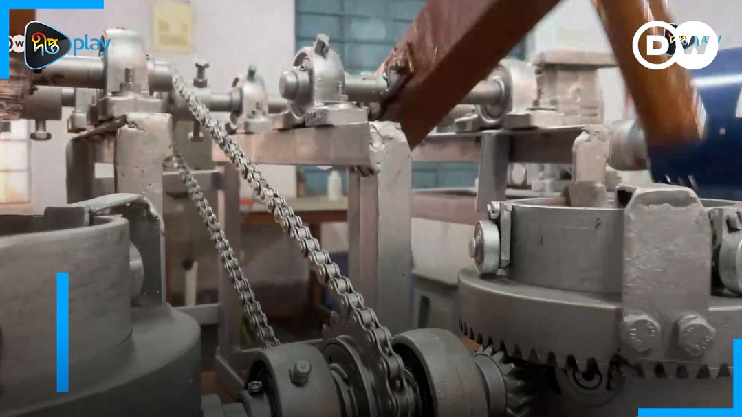 Buddhir Songmisrone Rup Bodle Fer Hajir Electric Dheki | DW Documentary